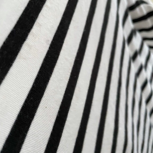 Kate Spade Queen Bee Short Sleeve Top - Picture 6 of 9